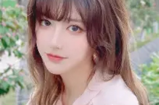 中年翻红被女星、富婆的瓜